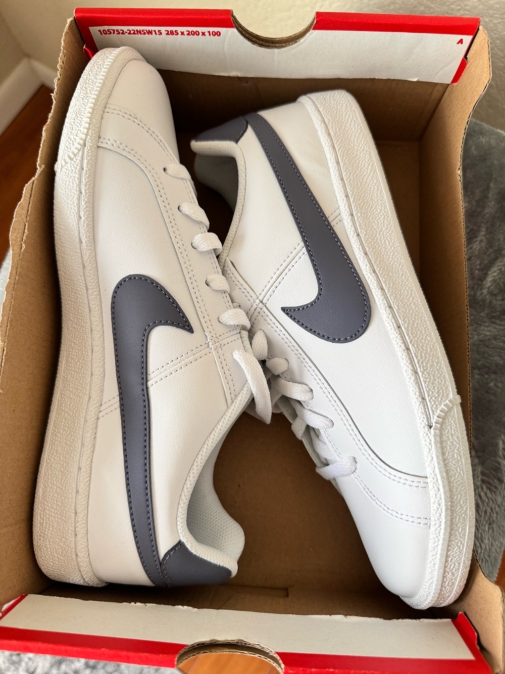 Nike Court Royale